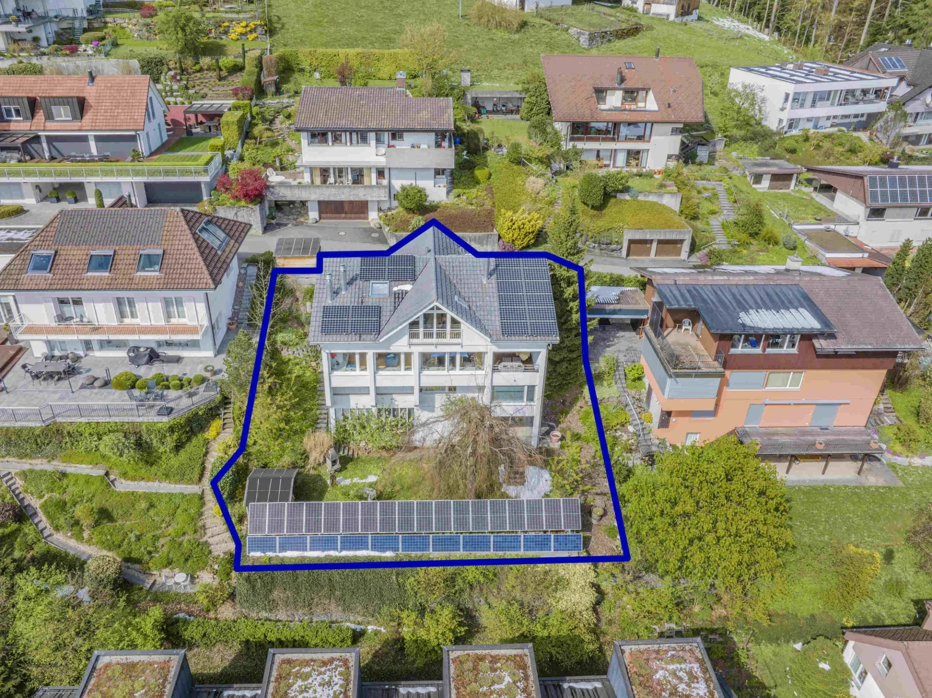 Luftaufnahme des Einfamilienhauses PANORAMA in Unterägeri